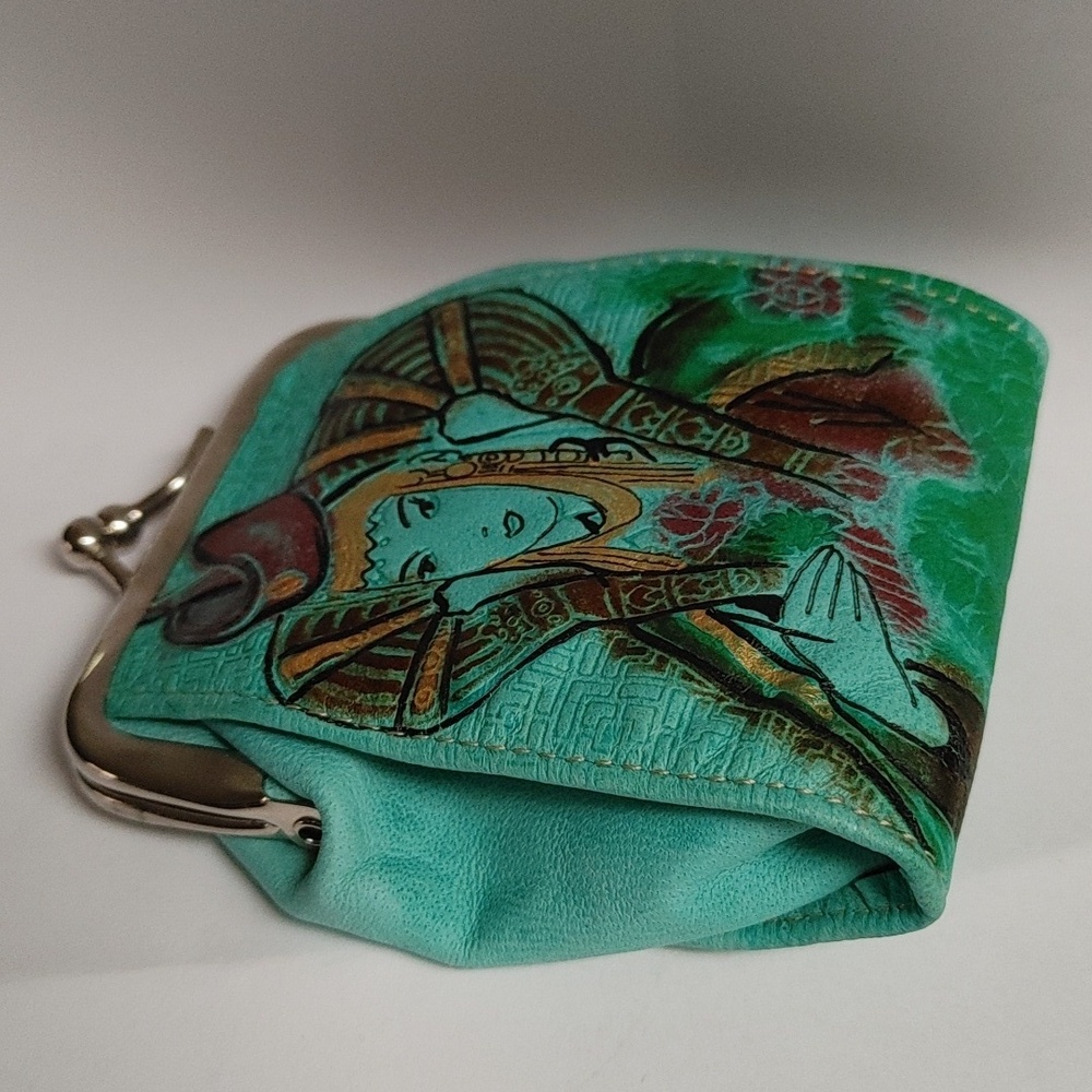 Vintage Turquoise Coin Purse with Princess Bride Yin Yang Embossed - Picture 8 of 12